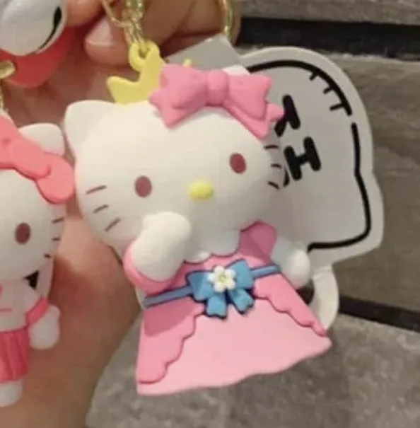 Hello kitty keychain